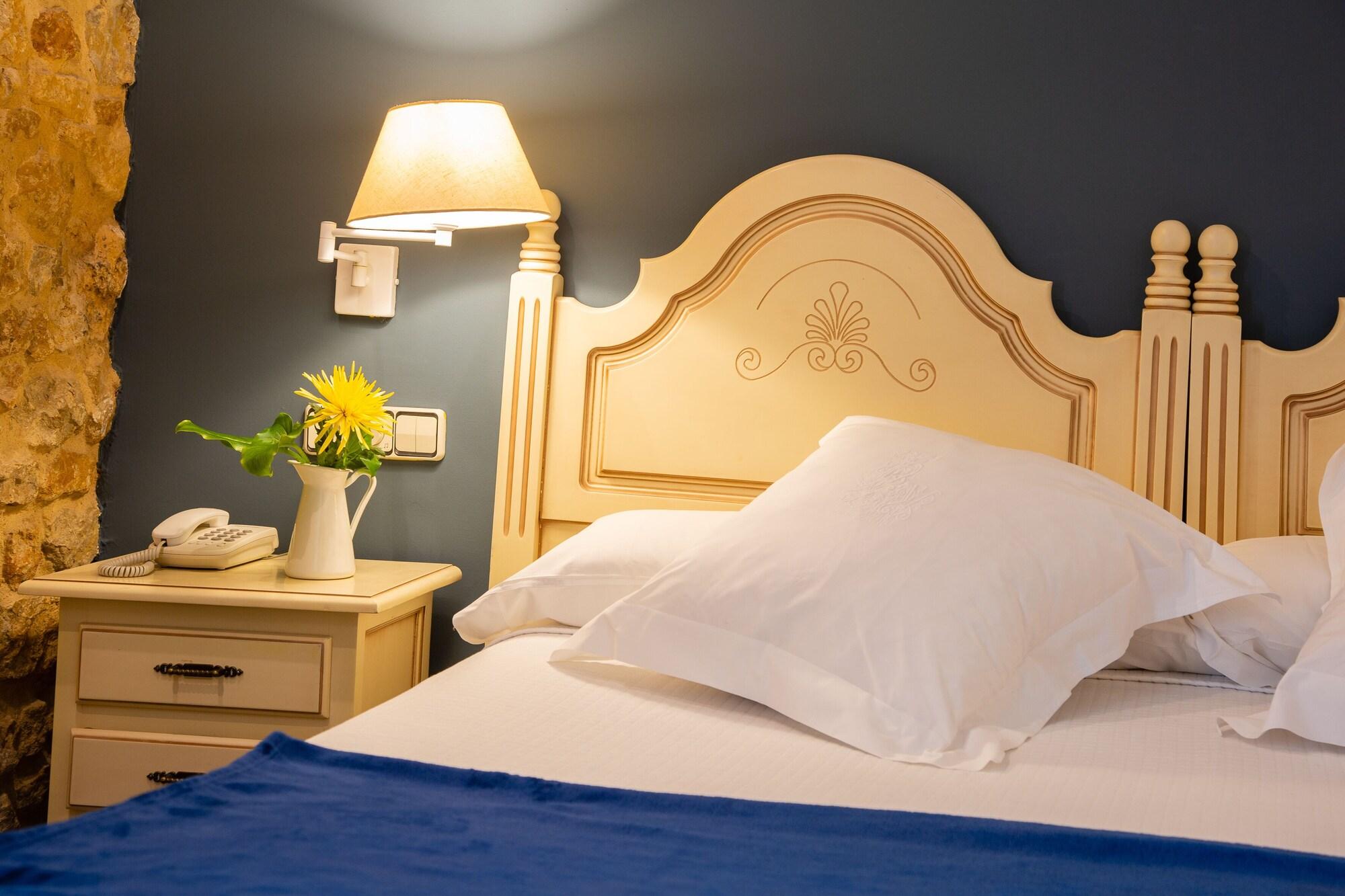 Hotel Palacio De La Vinona Oviedo Ngoại thất bức ảnh