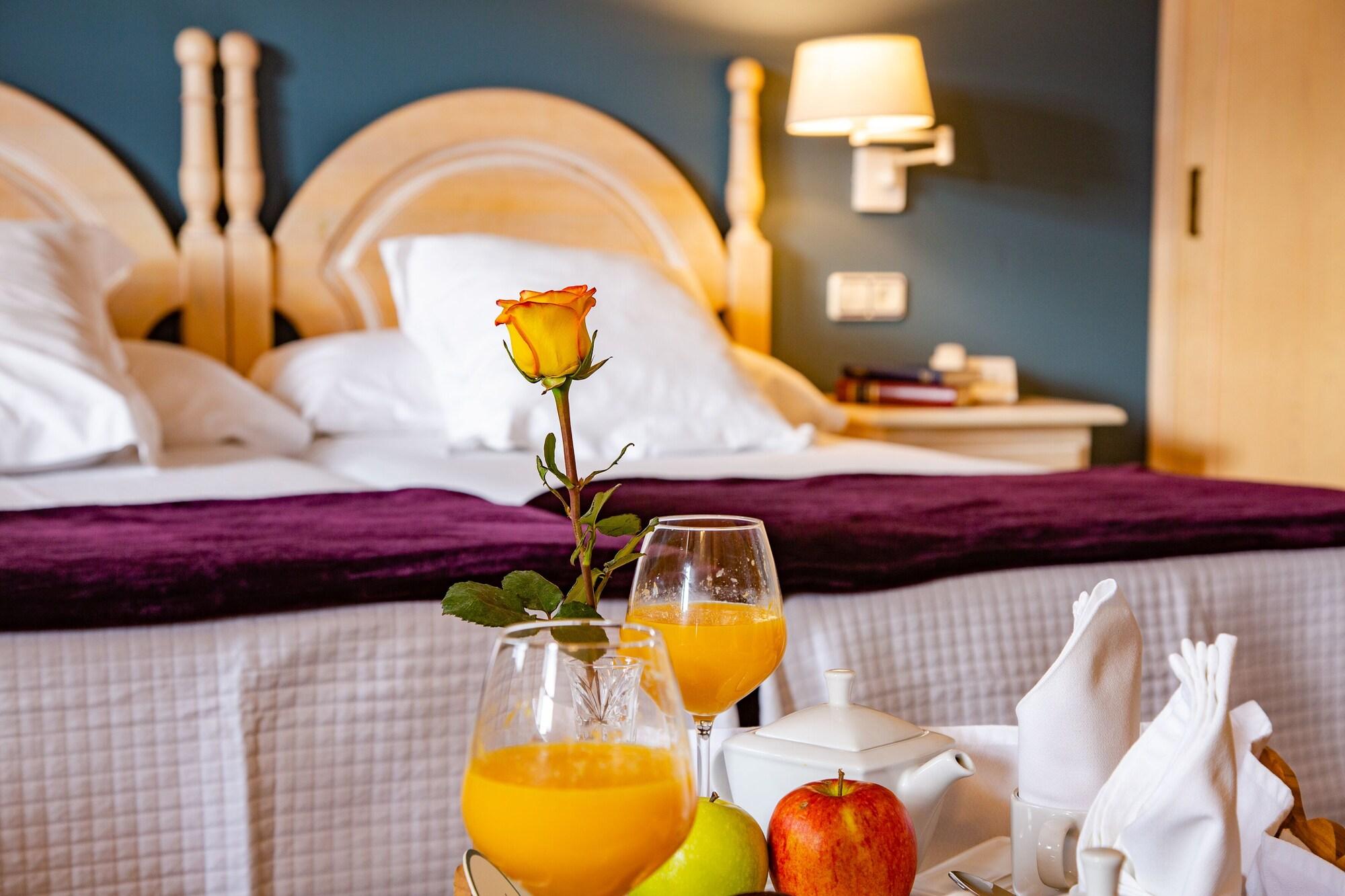 Hotel Palacio De La Vinona Oviedo Ngoại thất bức ảnh