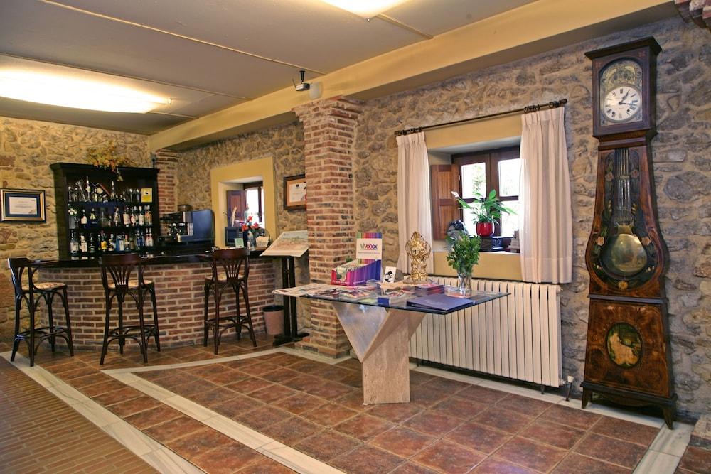 Hotel Palacio De La Vinona Oviedo Ngoại thất bức ảnh