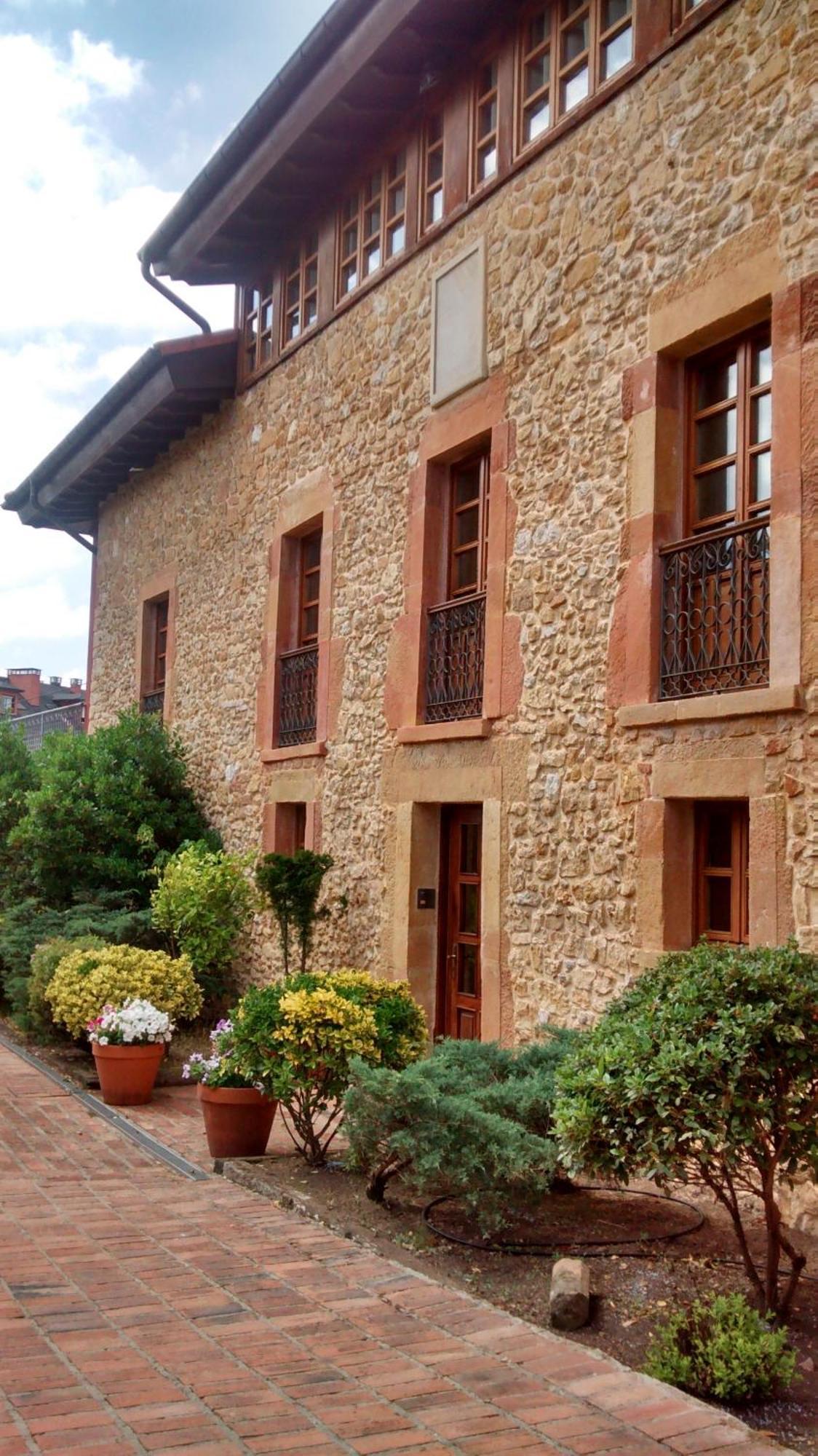 Hotel Palacio De La Vinona Oviedo Ngoại thất bức ảnh