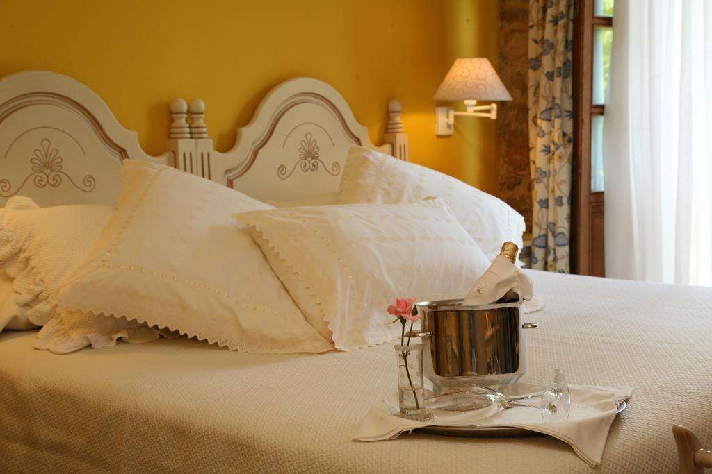 Hotel Palacio De La Vinona Oviedo Ngoại thất bức ảnh